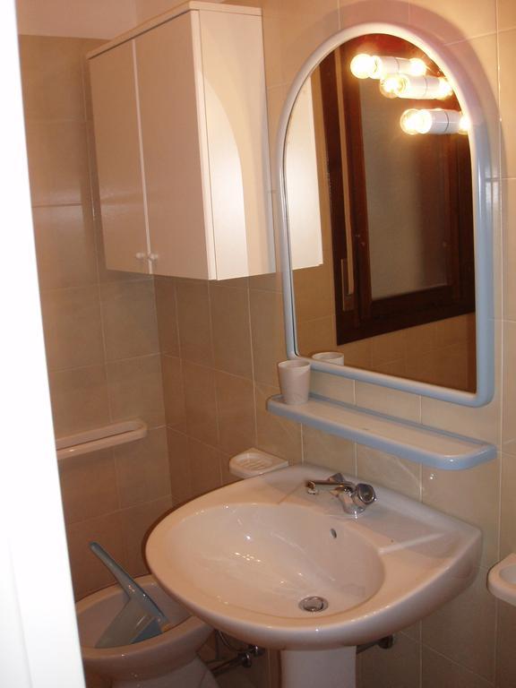 Residence Gardenia Lignano Sabbiadoro Room photo