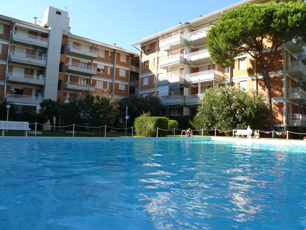Residence Gardenia Lignano Sabbiadoro Exterior photo