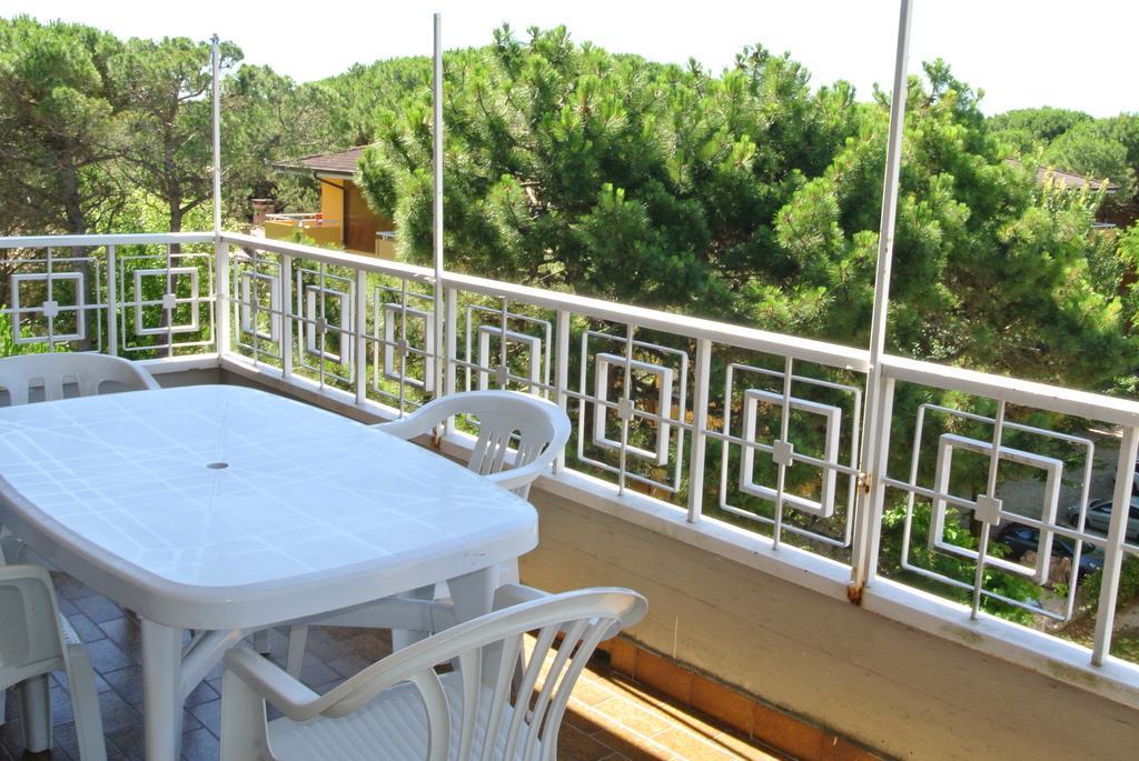 Residence Gardenia Lignano Sabbiadoro Exterior photo